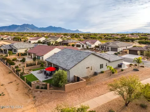 View/Area - 2419 E Wrightson View Dr, Green Valley, AZ 85614 photo 2 of 3
