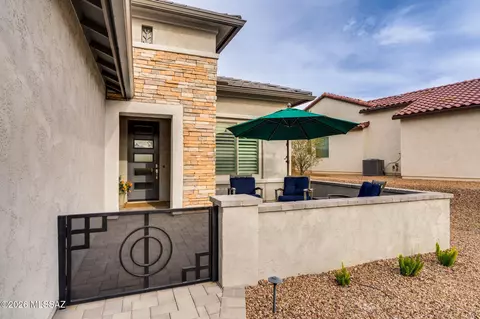 Exterior - 2419 E Wrightson View Dr, Green Valley, AZ 85614 photo 2 of 8