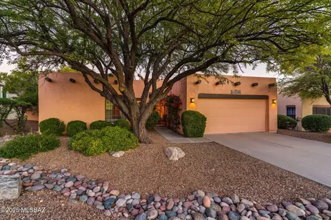 11250 N Scioto Ave, Oro Valley, AZ 85737