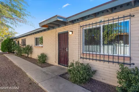 1408 N Hualpai Rd, Tucson, AZ 85745