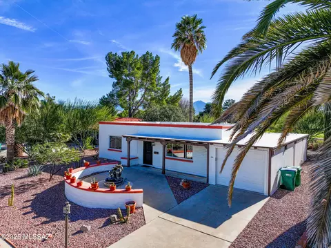 153 E Los Arcos, Green Valley, AZ 85614