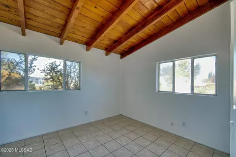 Bedroom - 885 S Post Rd, Benson, AZ 85602 photo 3 of 6