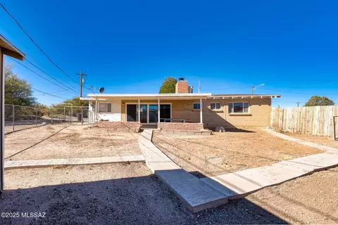 Exterior - 885 S Post Rd, Benson, AZ 85602 photo 5 of 5