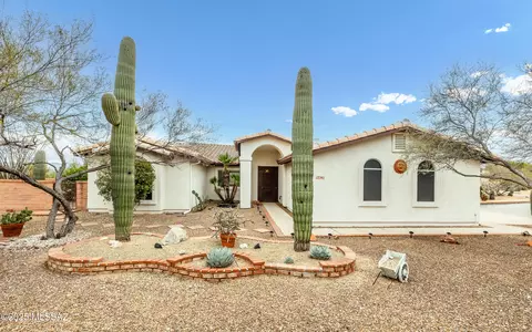 17541 S Camino Confianza, Sahuarita, AZ 85629