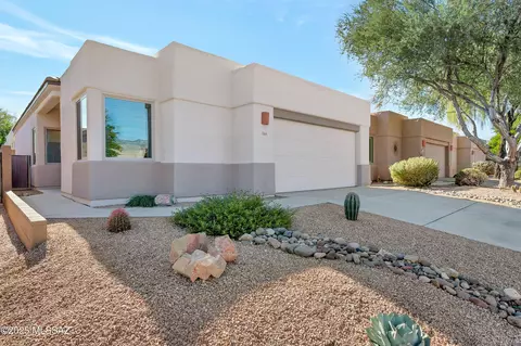 7364 E Placita Luz De La Luna, Tucson, AZ 85715