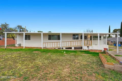 2245 W Camino Amigo, Oracle, AZ 85623