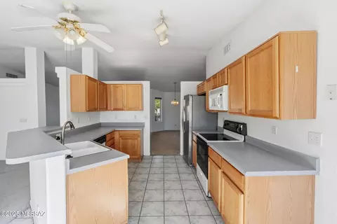 10138 E Sunrise Meadow Pl, Tucson, AZ 85747 photo 28