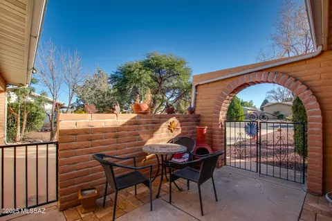 Exterior - 1007 E Mescal Dr, Sunsites, AZ 85625 photo 5 of 15