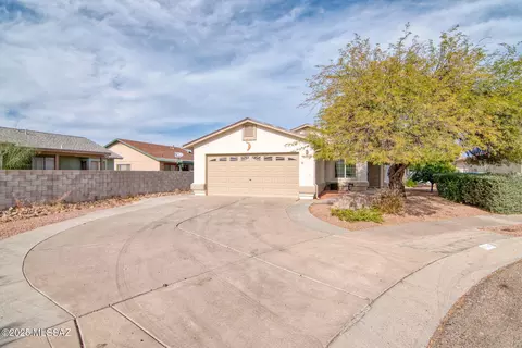 8825 E Fruit Tree Dr, Tucson, AZ 85730