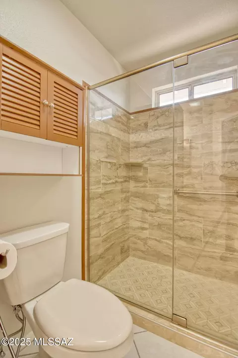 Bath - 8825 E Fruit Tree Dr, Tucson, AZ 85730 photo 5 of 7
