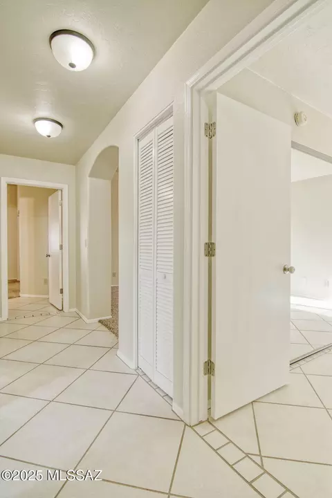 Entry Way - 8825 E Fruit Tree Dr, Tucson, AZ 85730 photo 1 of 2