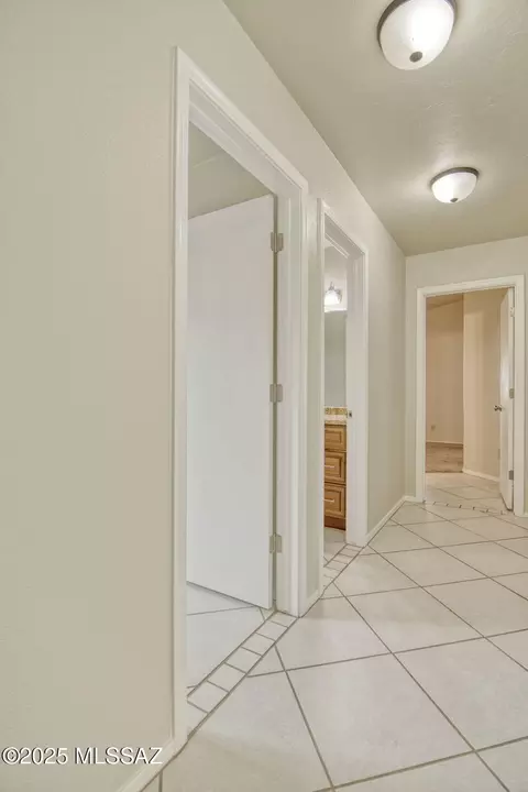 Entry Way - 8825 E Fruit Tree Dr, Tucson, AZ 85730 photo 2 of 2