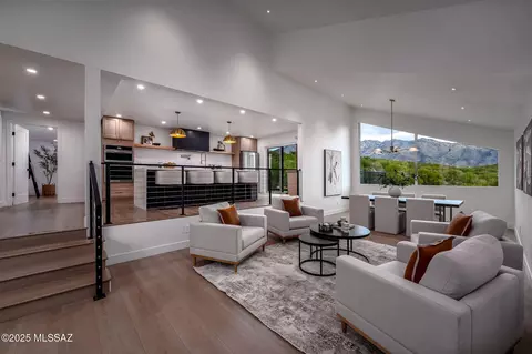6025 E Center Village Dr, Tucson, AZ 85750