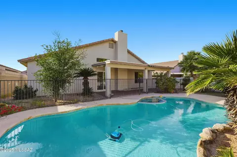 Exterior - 10187 E Watson Dr, Tucson, AZ 85730 photo 4 of 9
