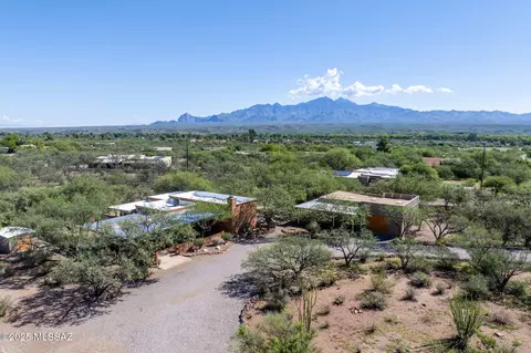 18 Piedra Dr, Tubac, AZ 85646