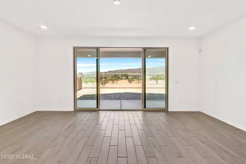 14011 E Squamata Way, Vail, AZ 85641
