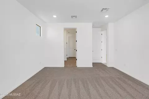 14011 E Squamata Way, Vail, AZ 85641 photo 2