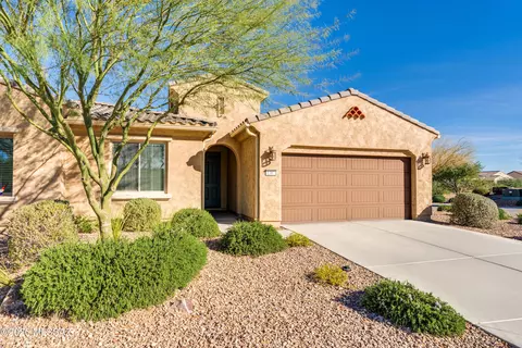 1387 E Basalt Dr, Green Valley, AZ 85614