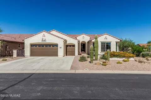 2551 E Canyon Xing, Green Valley, AZ 85614