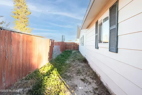 Exterior - 408 N Arizona Ave, Willcox, AZ 85643 photo 2 of 3