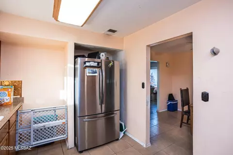 Kitchen - 408 N Arizona Ave, Willcox, AZ 85643 photo 5 of 5