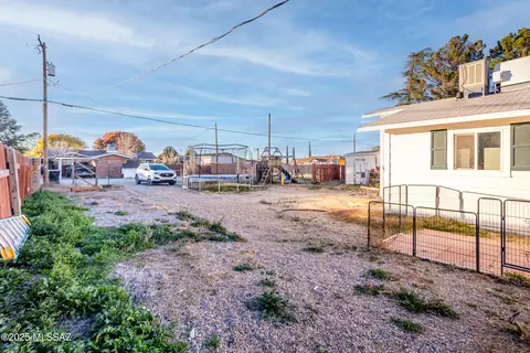 Exterior - 408 N Arizona Ave, Willcox, AZ 85643 photo 1 of 3