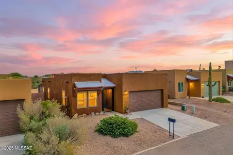 1458 N Wentworth Rd, Vail, AZ 85641