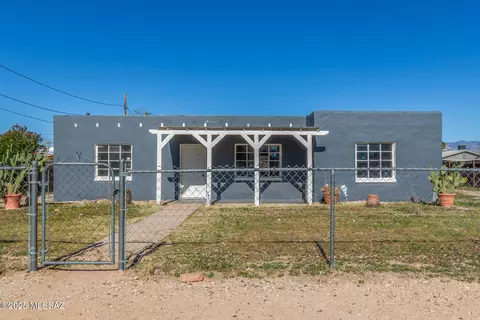 5743 E 24th St, Tucson, AZ 85711