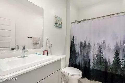 Bath - 12847 E Joffroy Dr, Vail, AZ 85641 photo 1 of 4