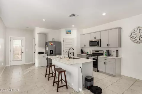 Kitchen - 12847 E Joffroy Dr, Vail, AZ 85641 photo 3 of 3