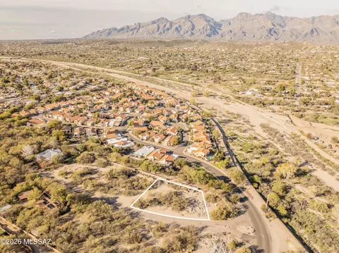 7875 E River Forest Pl, Tucson, AZ 85715 photo 5