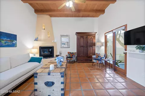 Living - 10482 E Wayne Moody Ln, Tucson, AZ 85747 photo 1 of 1