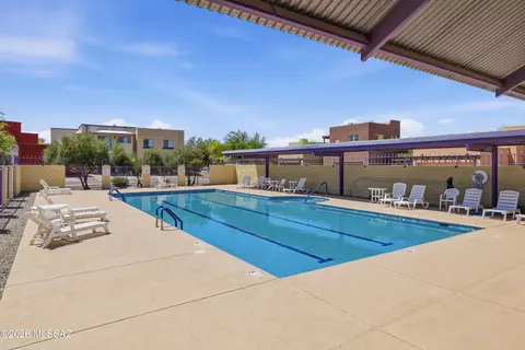 Exterior - 10482 E Wayne Moody Ln, Tucson, AZ 85747 photo 9 of 10