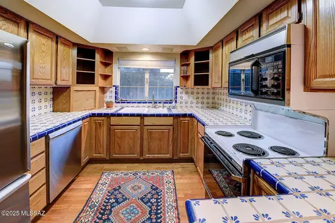 Kitchen - 2208 E 3rd St, Tucson, AZ 85719 photo 2 of 3