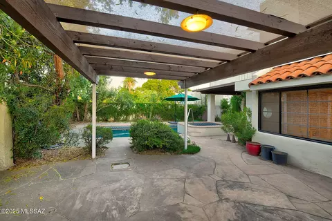 Exterior - 2208 E 3rd St, Tucson, AZ 85719 photo 6 of 9