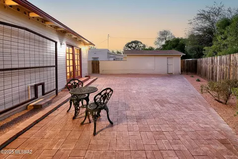 Exterior - 2133 E 7th St, Tucson, AZ 85719 photo 6 of 11