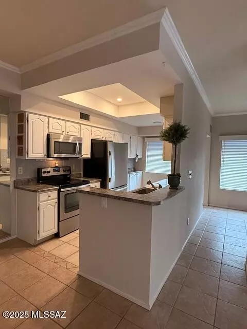 7900 E Colette Cir #7, Tucson, AZ 85710