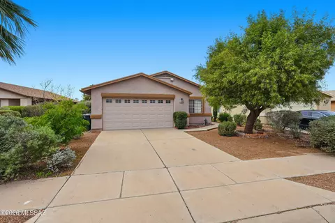 5834 S Wood Crest Dr, Tucson, AZ 85746