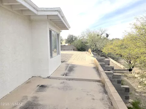8243 E Rawhide Trl, Tucson, AZ 85750 photo 28