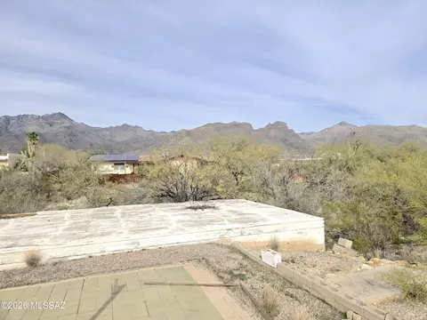 8243 E Rawhide Trl, Tucson, AZ 85750 photo 33