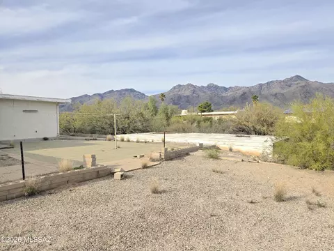 8243 E Rawhide Trl, Tucson, AZ 85750 photo 29