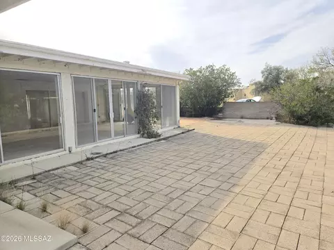 8243 E Rawhide Trl, Tucson, AZ 85750 photo 27