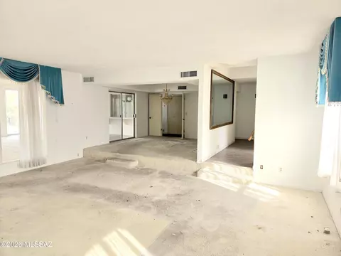8243 E Rawhide Trl, Tucson, AZ 85750 photo 11