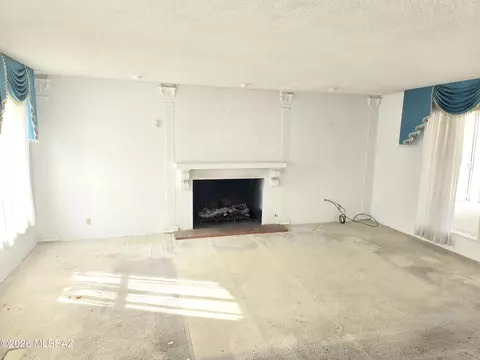 8243 E Rawhide Trl, Tucson, AZ 85750 photo 9