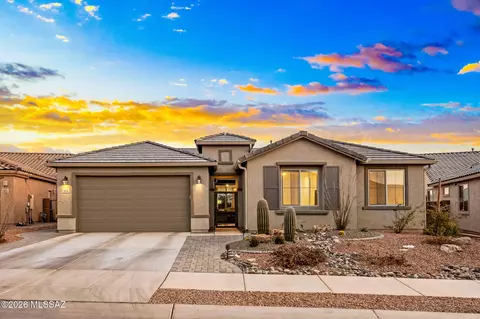 8156 S Expedition Dr, Tucson, AZ 85747