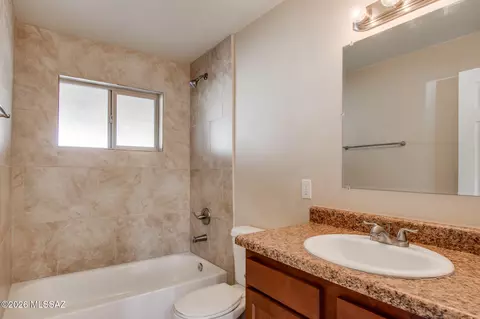 Bath - 523 E Joan St, Tucson, AZ 85705 photo 2 of 2