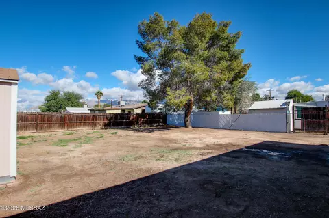 Exterior - 523 E Joan St, Tucson, AZ 85705 photo 1 of 10
