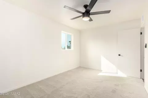 2601 E Warwick Vis, Tucson, AZ 85713 photo 17