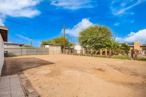 2601 E Warwick Vis, Tucson, AZ 85713 photo 21