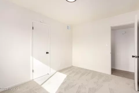 2601 E Warwick Vis, Tucson, AZ 85713 photo 14